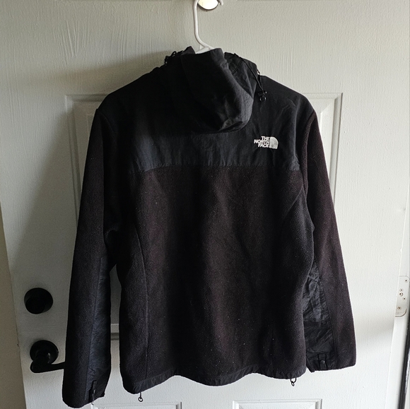 The Northface Denali hooded jacket size xlarge Look At All Pics Before Purchase. - Picture 5 of 14
